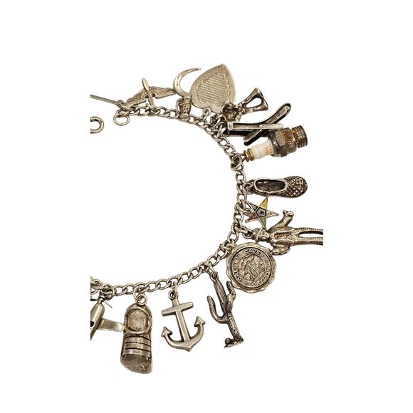 Vintage Sterling Silver Charm Bracelet with 21 Unique Charms - 7.25 Inches - Picture 4 of 4